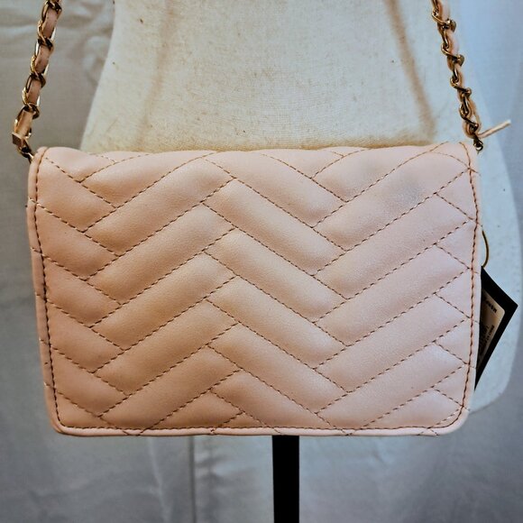 NWT Bebe 'Sophia' Quilted Chevron Pastel Blush Gold Metal Crossbody Purse - Picture 9 of 11